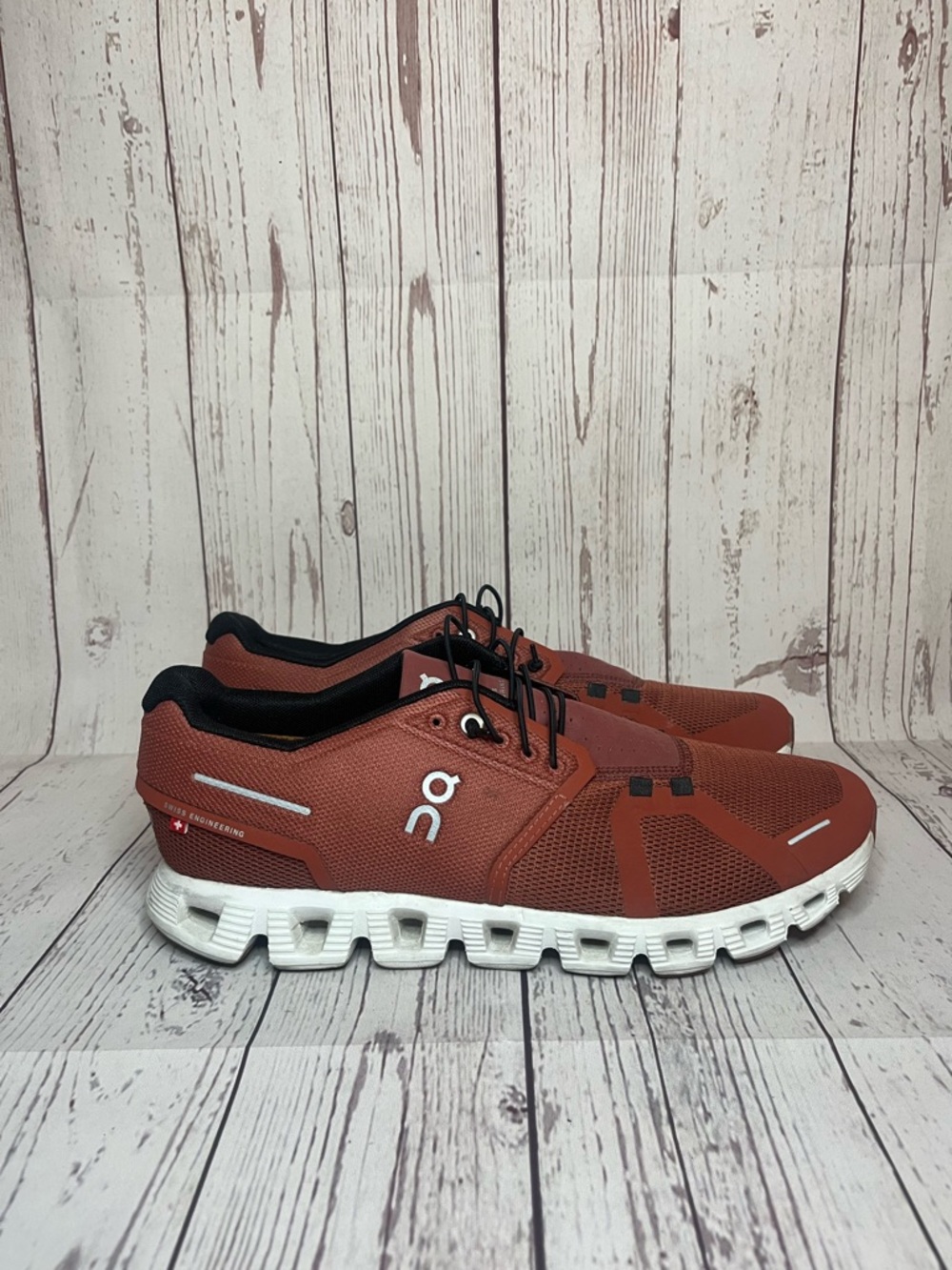 On Cloud 5 Athletic Running Shoes Rust Red Women's Size 11